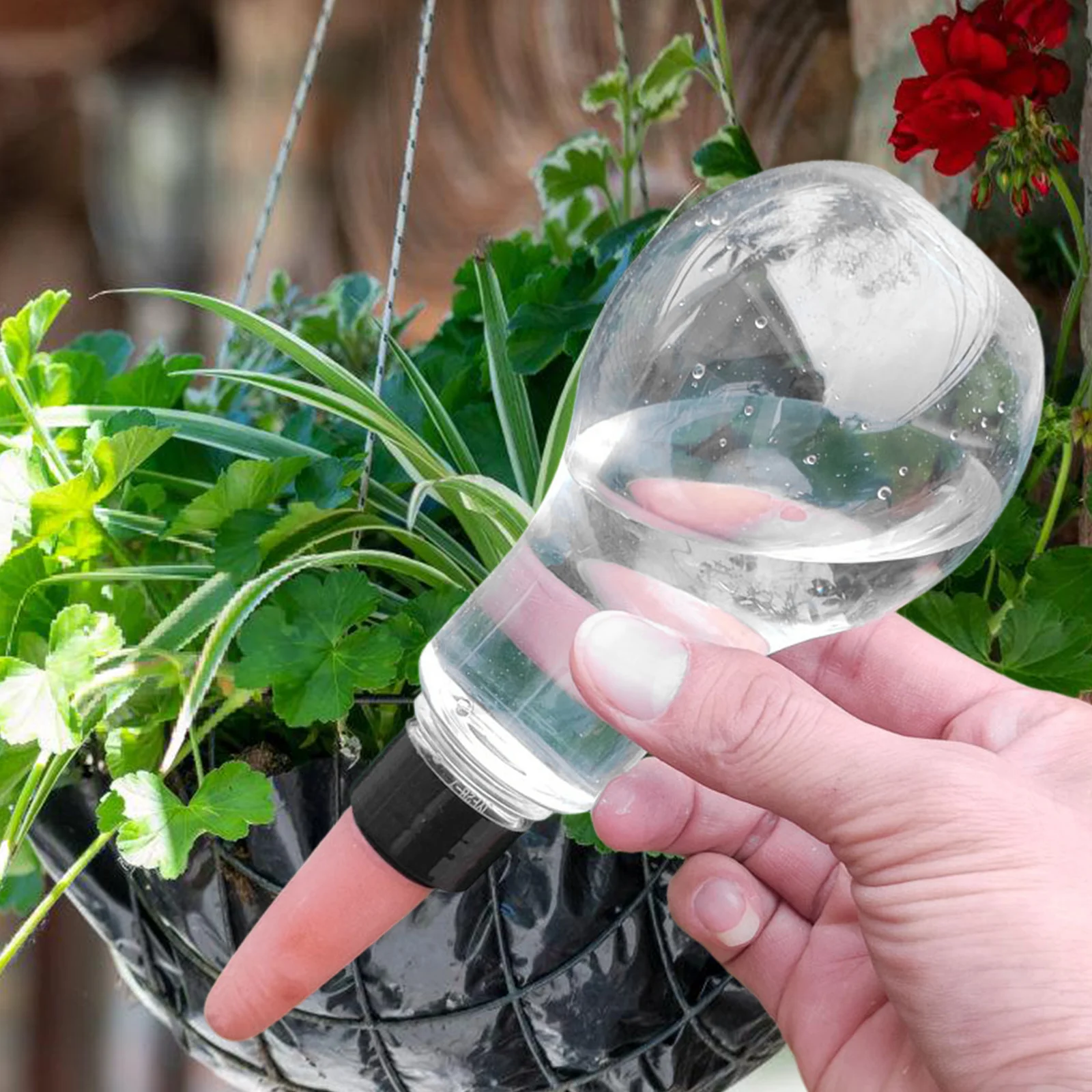 

2Pcs Automatic Plant Waterer Self Watering Bulbs for Indoor Outdoor Plants Succulents Planter Watering Globes Plant Care Device