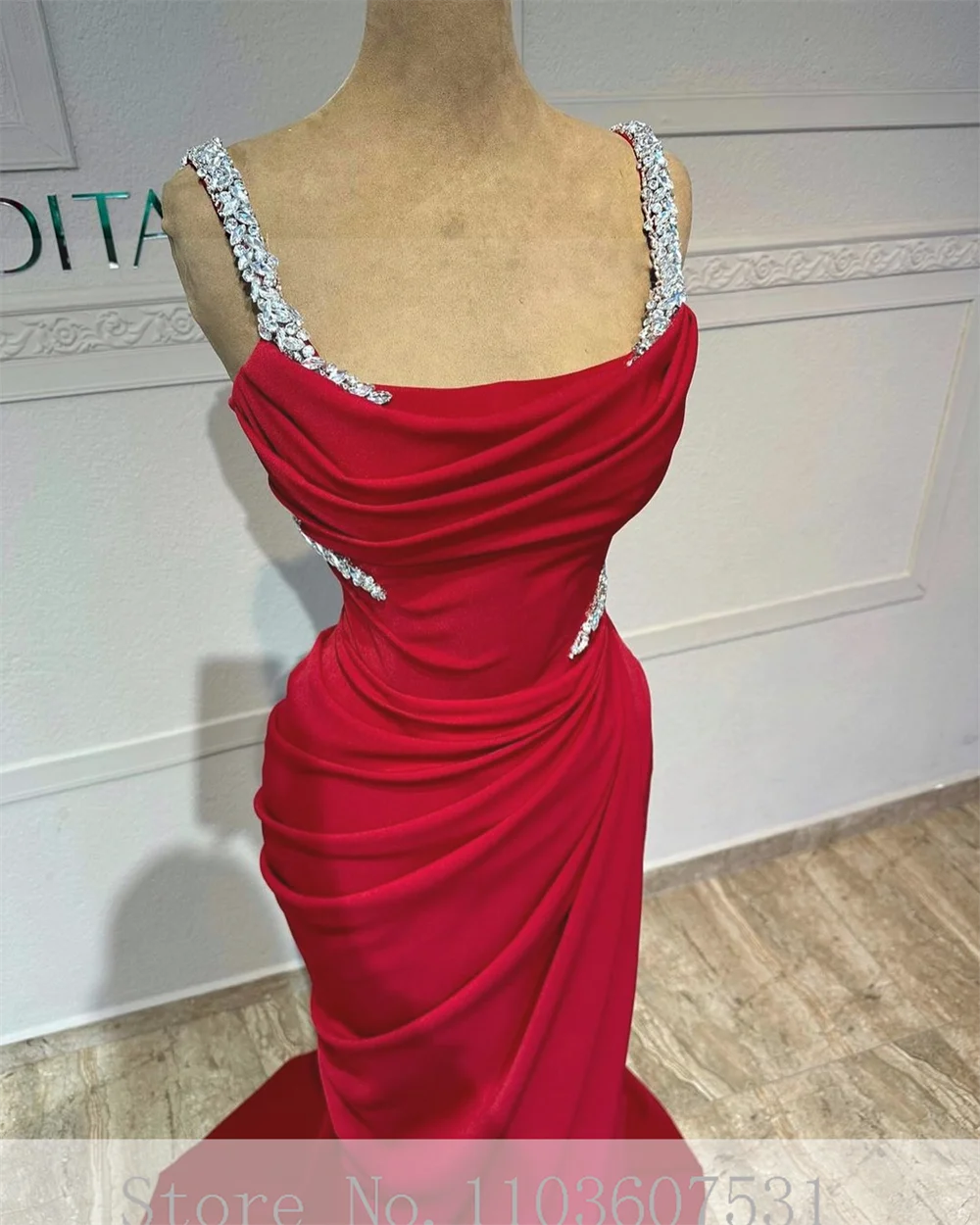 Stunning Spaghetti Straps Satin Beaded Crystal Prom Dress Prom Club Gown Mermaid Side Slit for Women with Court vestido festa