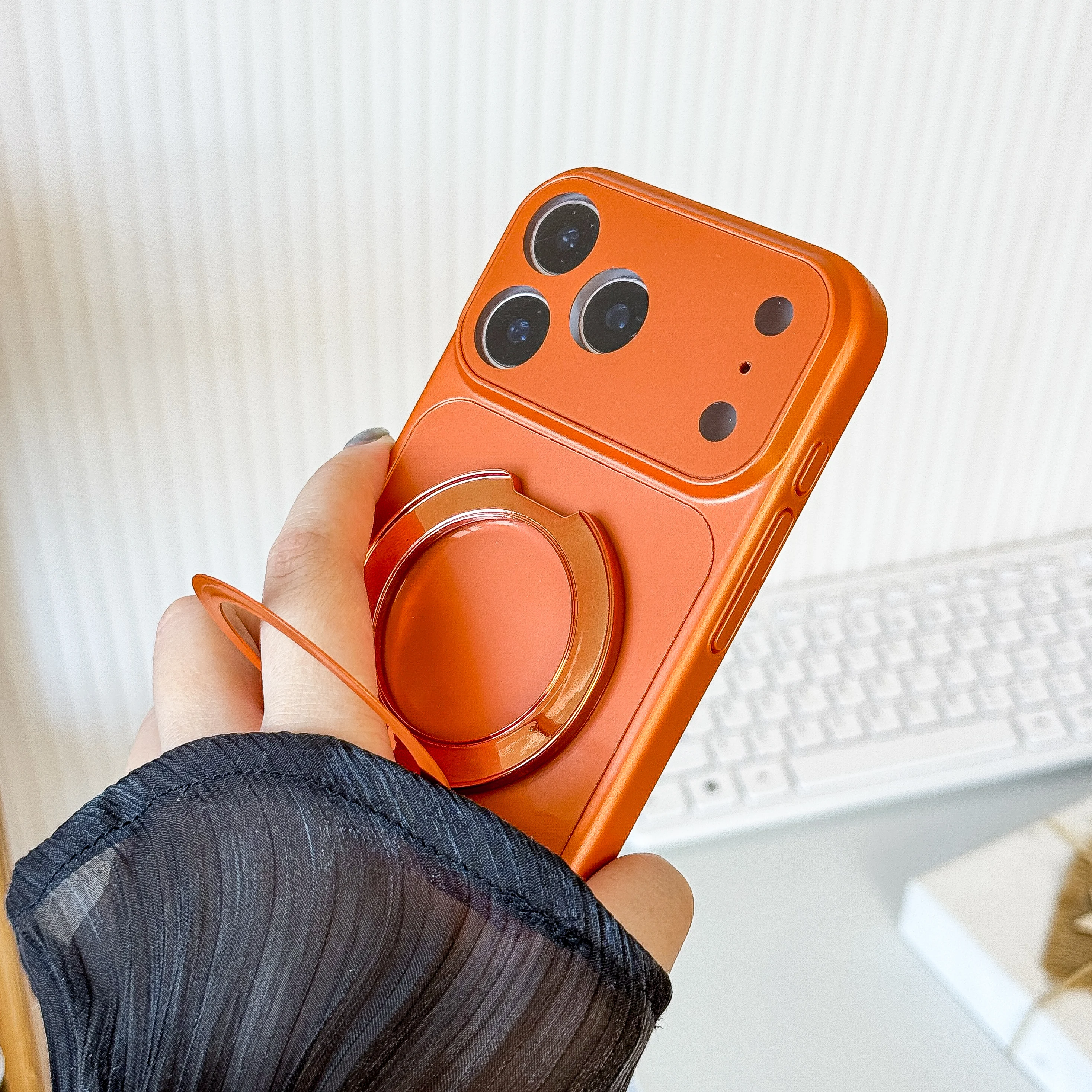 حافظة مغناطيسية غير لامعة لهاتف Magsafe لهاتف iPhone 17 16 15 14 13 12 11 Pro Max 14 15 16 Plus غطاء حامل مضاد للصدمات مع حبل قصير #4