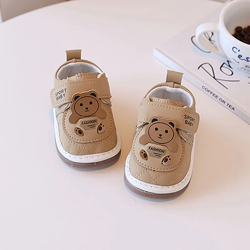 أطفال حذاء مسطح لطيف الدببة بنين بنات حذاء كاجوال موضة متعددة الاستخدامات 2025 موضة جديدة أحذية مشي للأطفال لينة أسفل مريحة