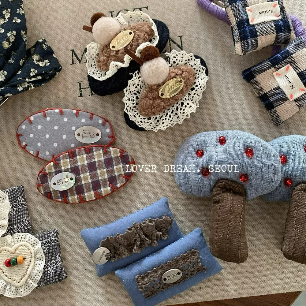 Vintage Handmade Crochet Lace Flower Hair Clip for Kids Fabric Geometric BB Clip Cute Daily Standard Size Multicolor