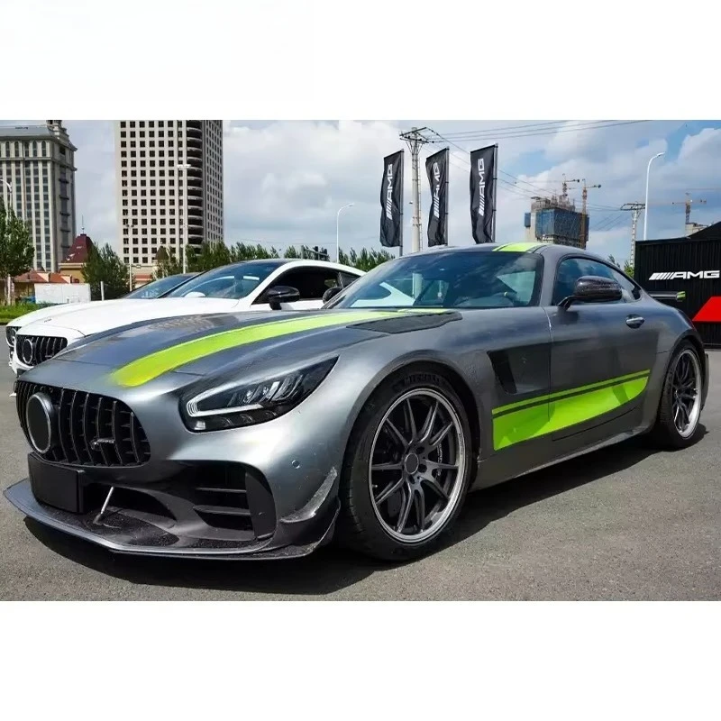 Part of the Carbon Fiber Car Fender for GT GTC GTS GTR Modified With Air Intake Grille Fender
