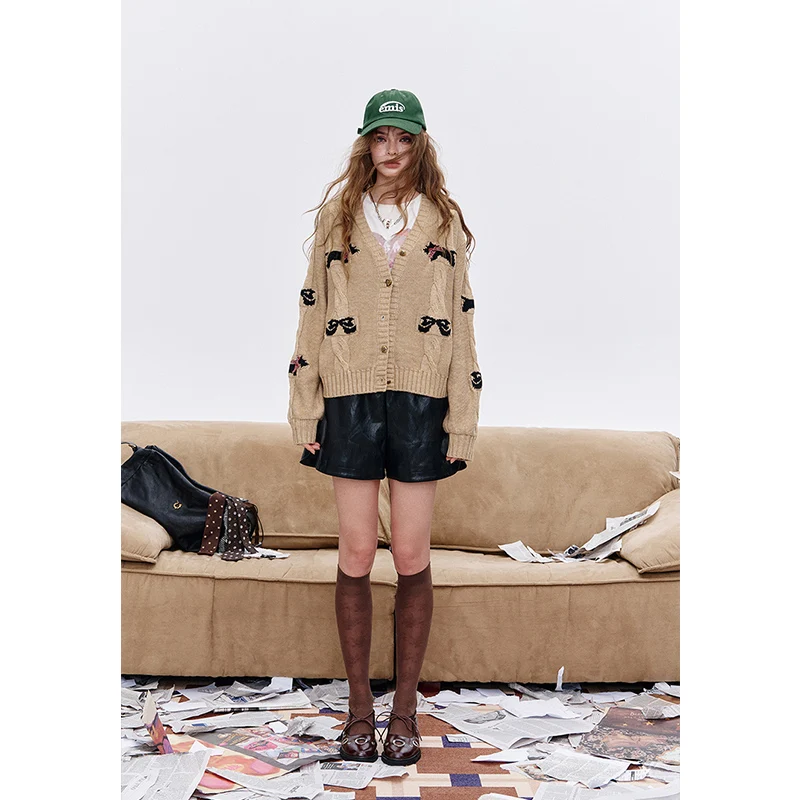 ELFSACK 2025 Cardigan maglione con decorazione 3D per cane carino nuovo arrivo autunno per donna