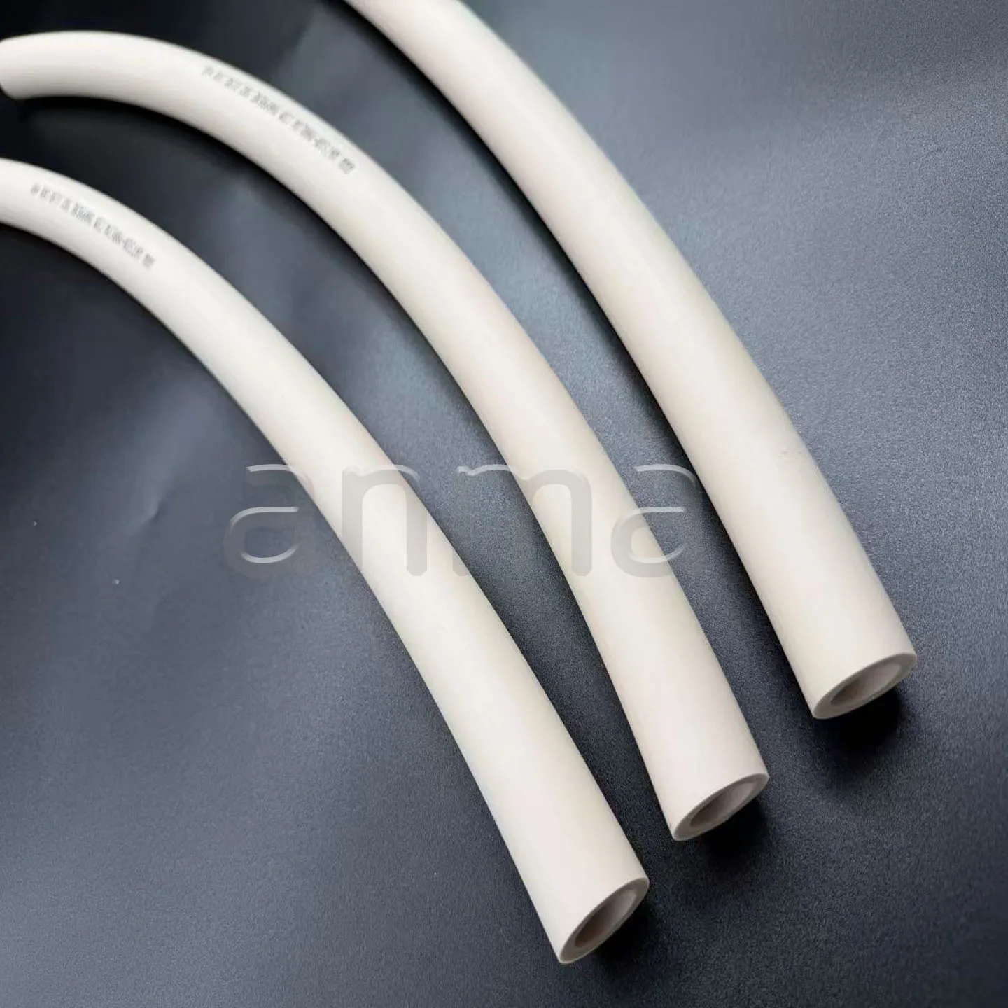 

1 piece 902.0190.048 094G039090 19mm ID White Oil Hose For Roland R700 Printing Machine Length 600mm