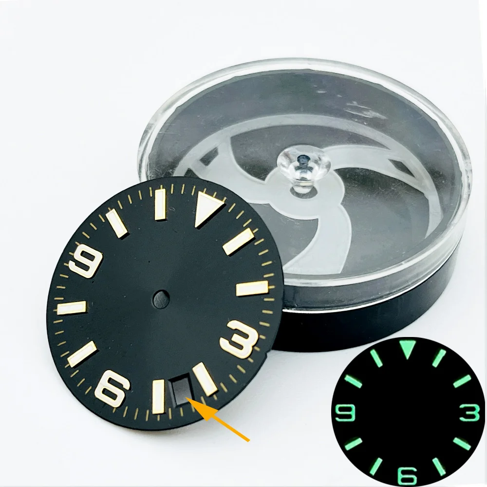 قرص NH35 مخصص قرص أخضر مضيء مناسب لحركة NH35 NH36 7S26 SRPD Samurai SKX007 Crown at 3.0 3.8 4.1 قرص الساعة