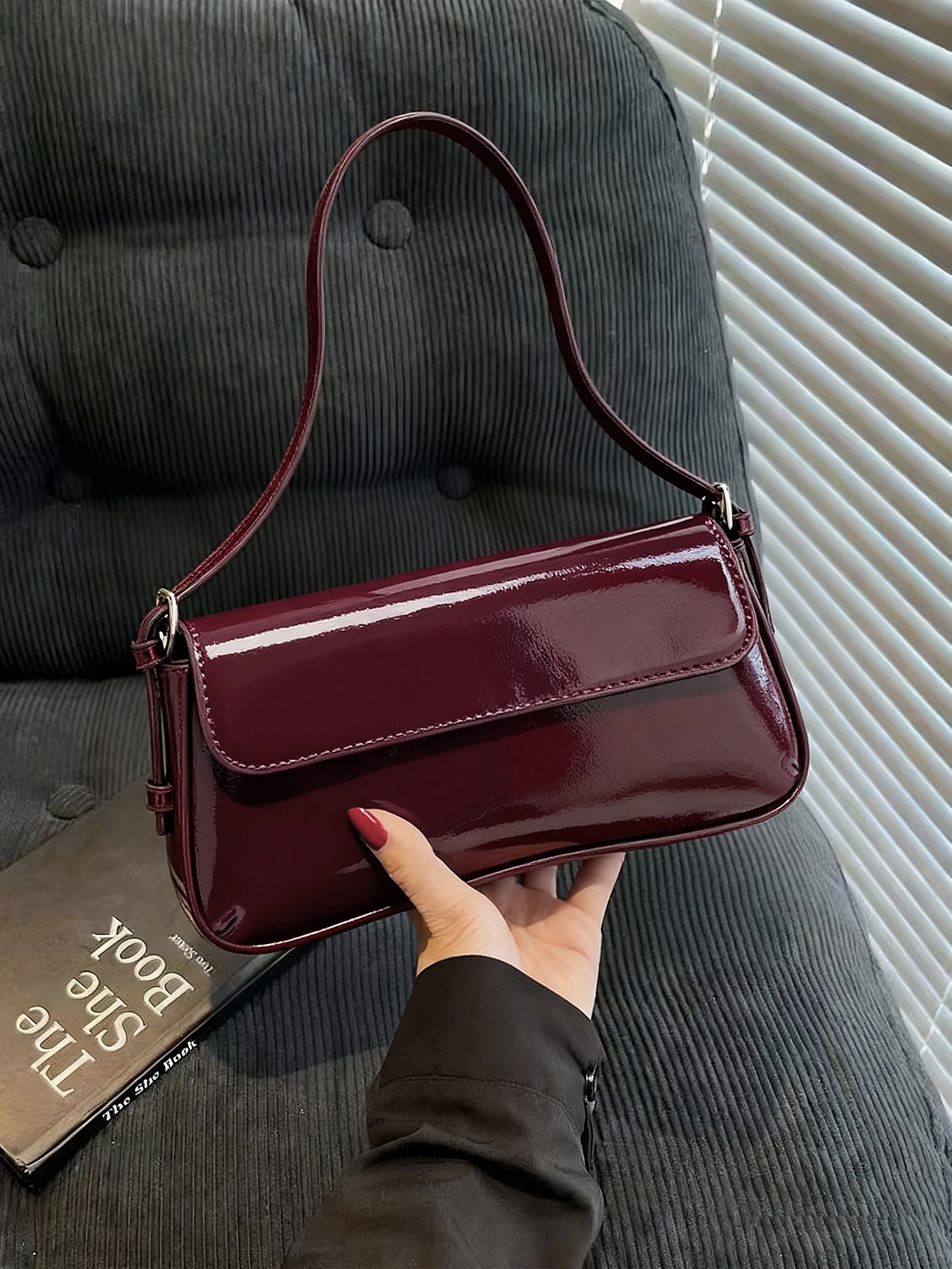 

Ladies' French style design shoulder bag Fashion elegant Underarm Bags wine red Women's handbag, Valentine's Day gift giving