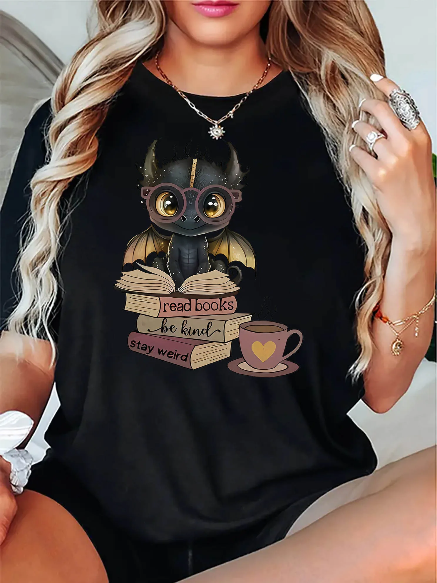 

Cute Cartoon Dragon Graphic Printing Summer Autumn Winter Cotton Men and Women T-shirt Short Sleeve Luxury Outdoor Sports Brand