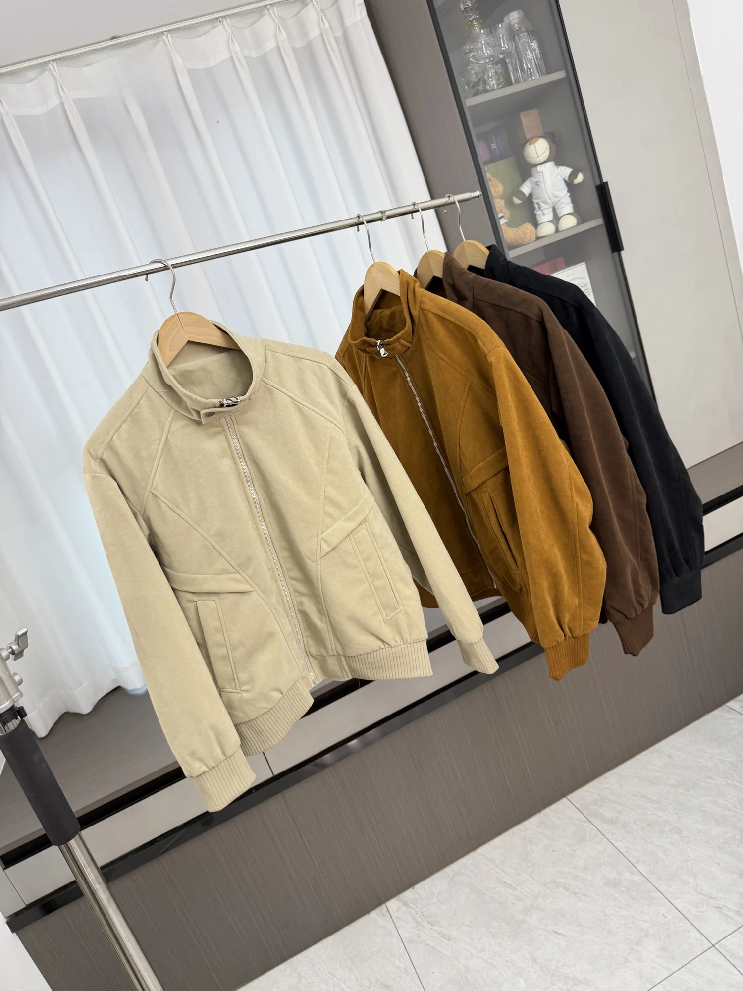 Retro American Style Men's Suede Jacket Loose Casual Versatile Stand Collar Workwear Coat Long Sleeve Zipper Closure