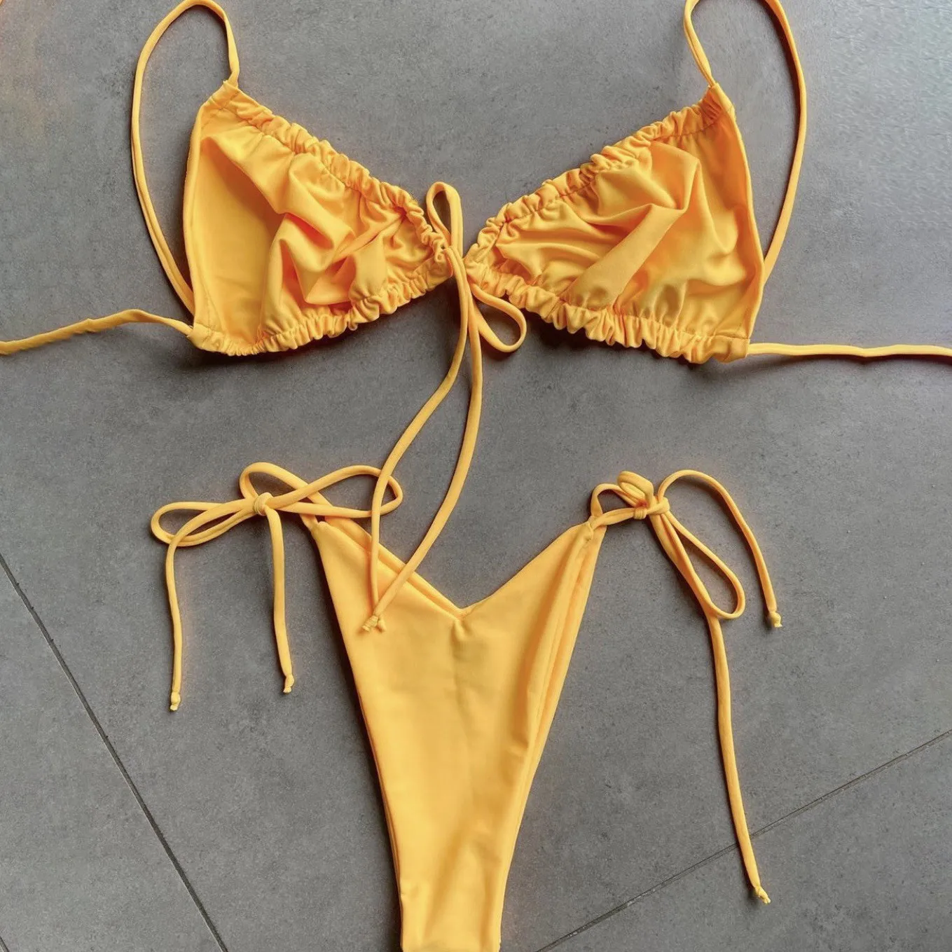 Stringi bikini Push Up stroje kąpielowe seksowny strój kąpielowy damskie dwuczęściowe garnitury mikro stringi biały kolor kostiumy kąpielowe