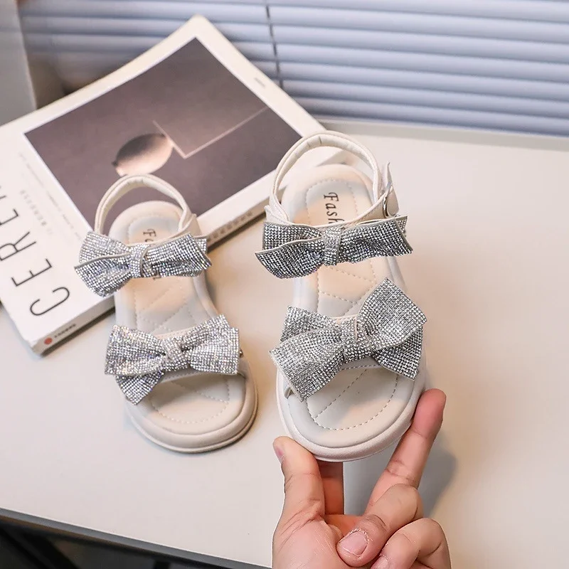 

Children's Sandals Girl Summer Princess Rhinestone Bowtie Open-toe Sandals Fashion Causal Kids School Soft Bottom Beach Sandals