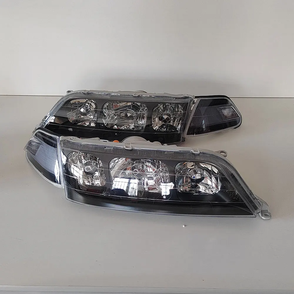 A Pair Car Headlight For Toyota Mark II GX100 JZX100 1996 TO 2000