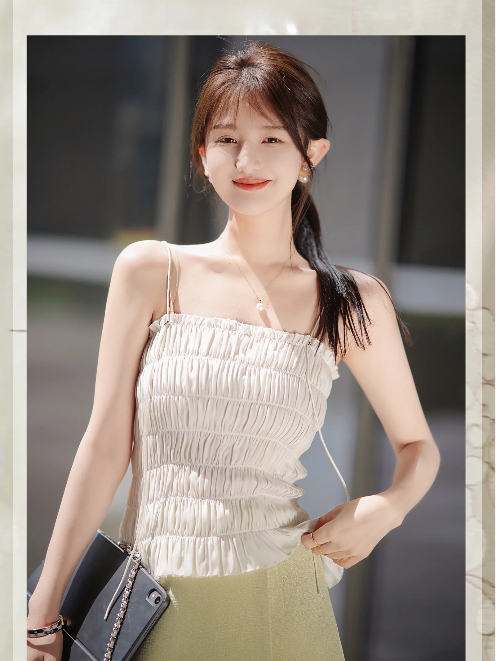 

Zhaodaxi Silk Pleated Svel Vest Women's Fitted Gored Bandage Tank Top Faionable Versatile Spring Summer Wear