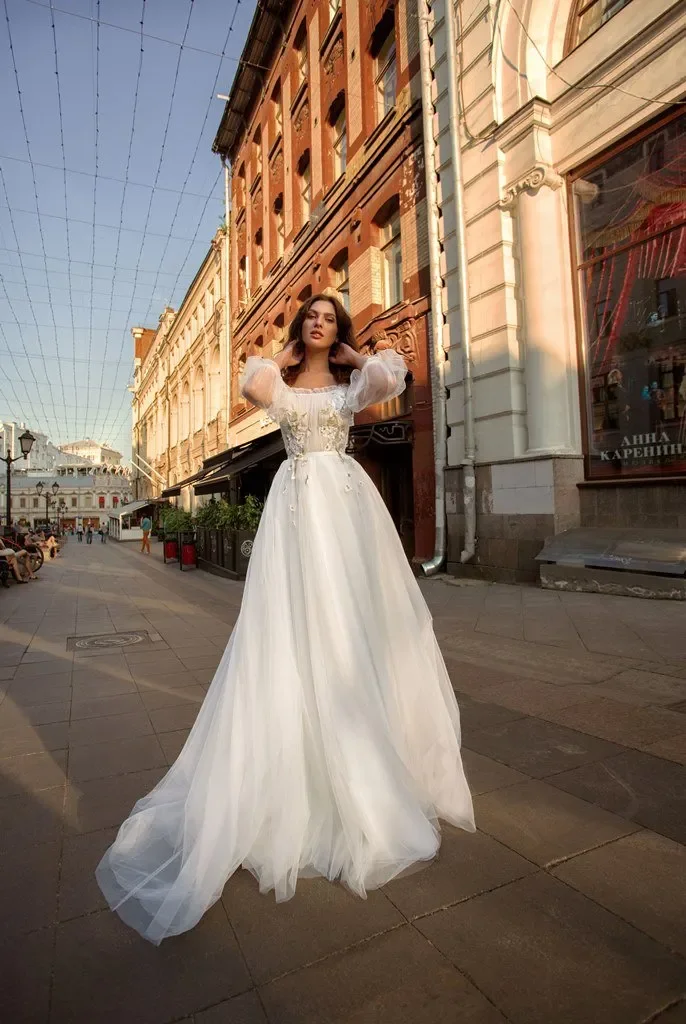 Robe de mariée à manches longues et à épaules dénudées, robes de mariée perlées, train de balayage, style Boho, mode de plage