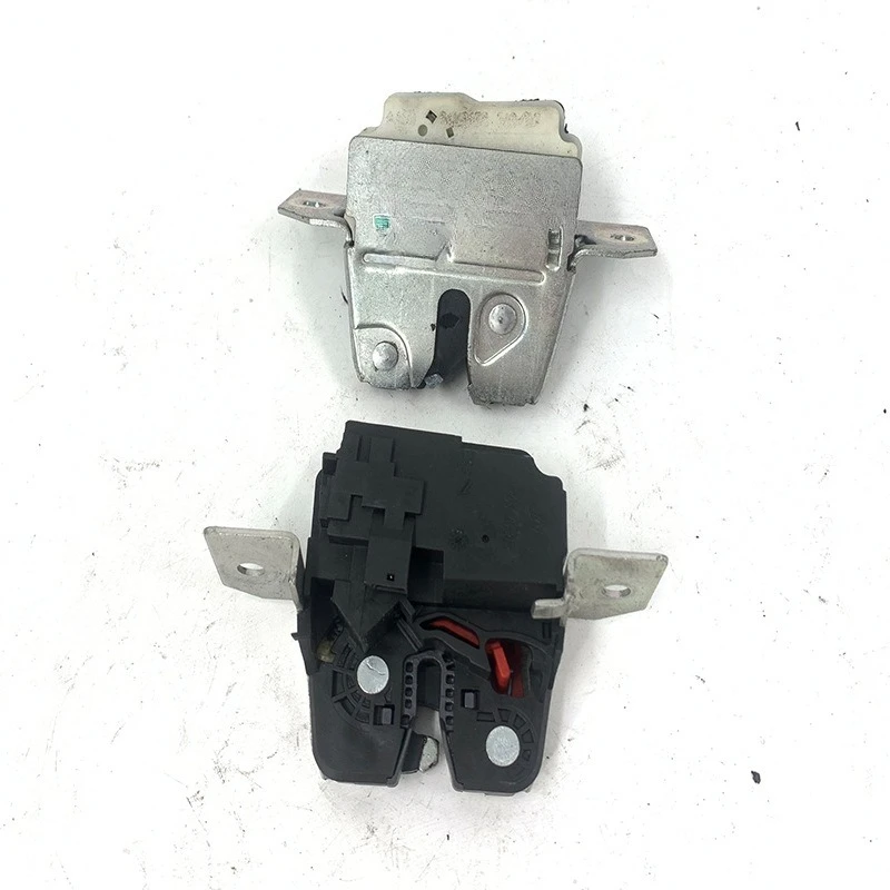 

Suitable for Mercedes-Benz B200 rear tailgate lock block