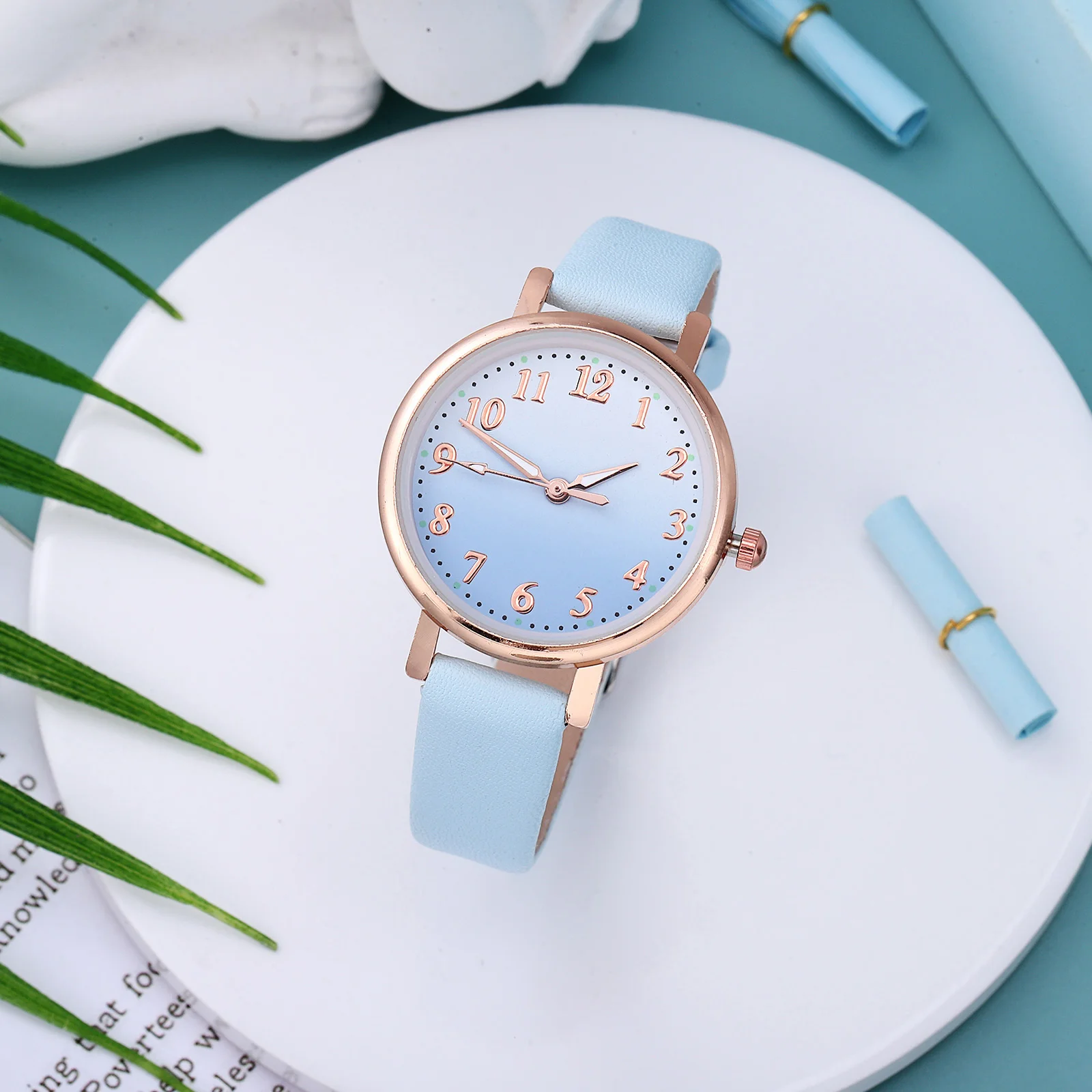 Reloj para niños Movimiento de cuarzo Correa de PU Esfera luminosa Reloj analógico elegante para niños Niñas Uso diario