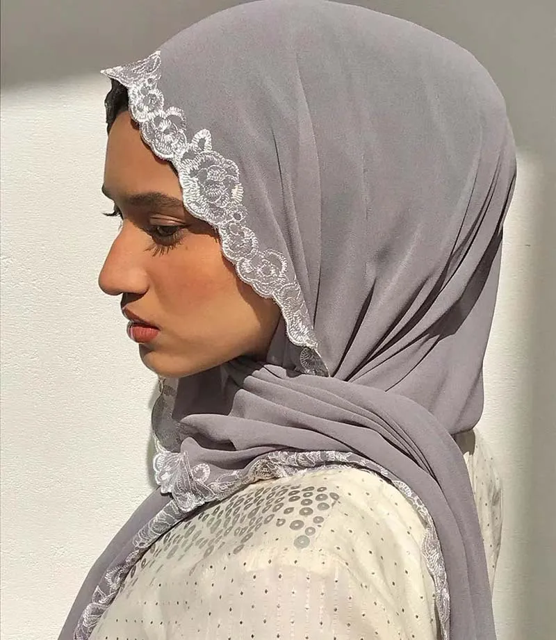 Chiffon istantaneo Hijab scialle pianura pizzo floreale catena bolla signora fascia avvolgente di alta qualità stole cofano musulmano Sjaals