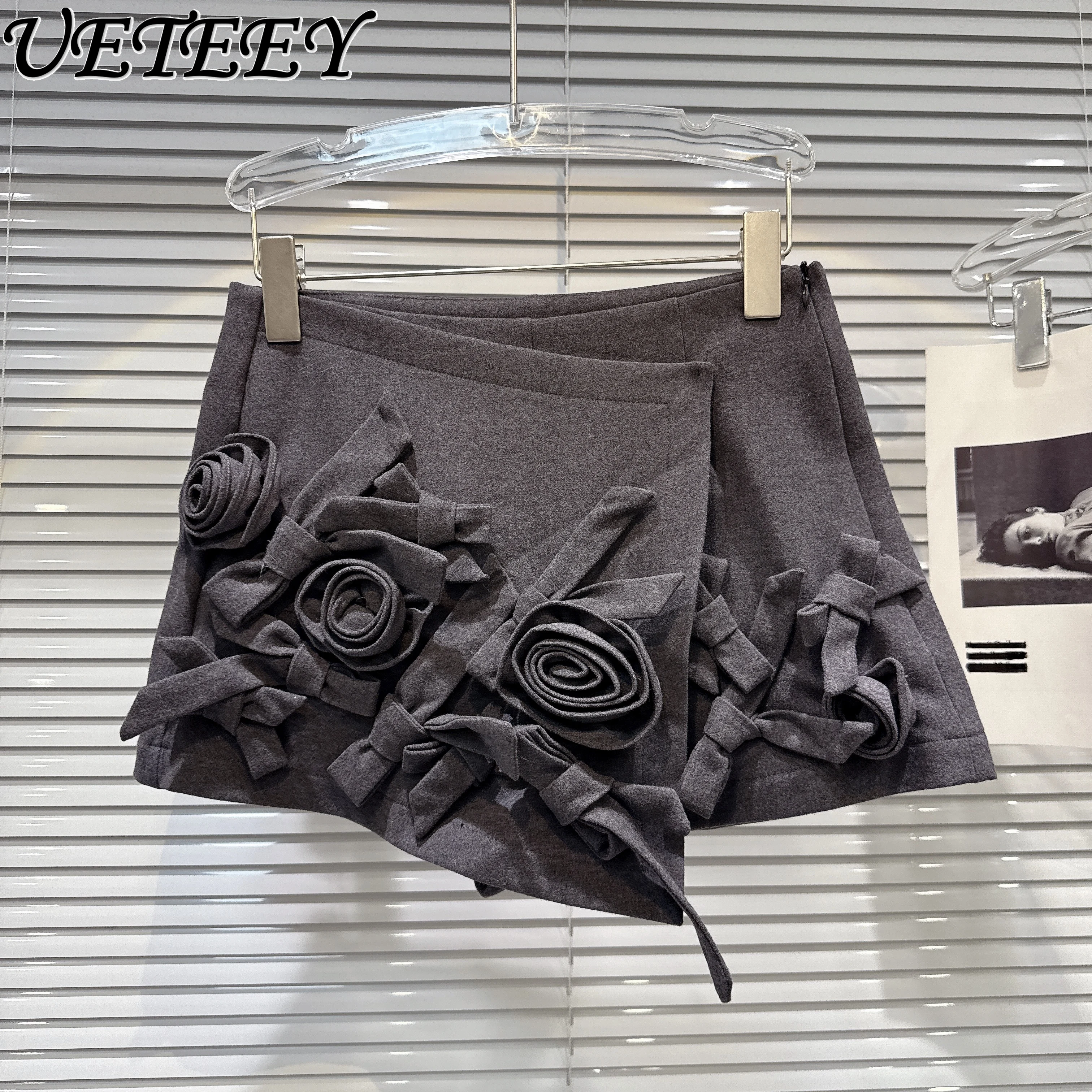 

2025 Autumn New Sweet Spicy Design Three-Dimensional Flower Bow Tie Woolen Short Skirt High Waist Slim Gray Mini Skirt Shorts