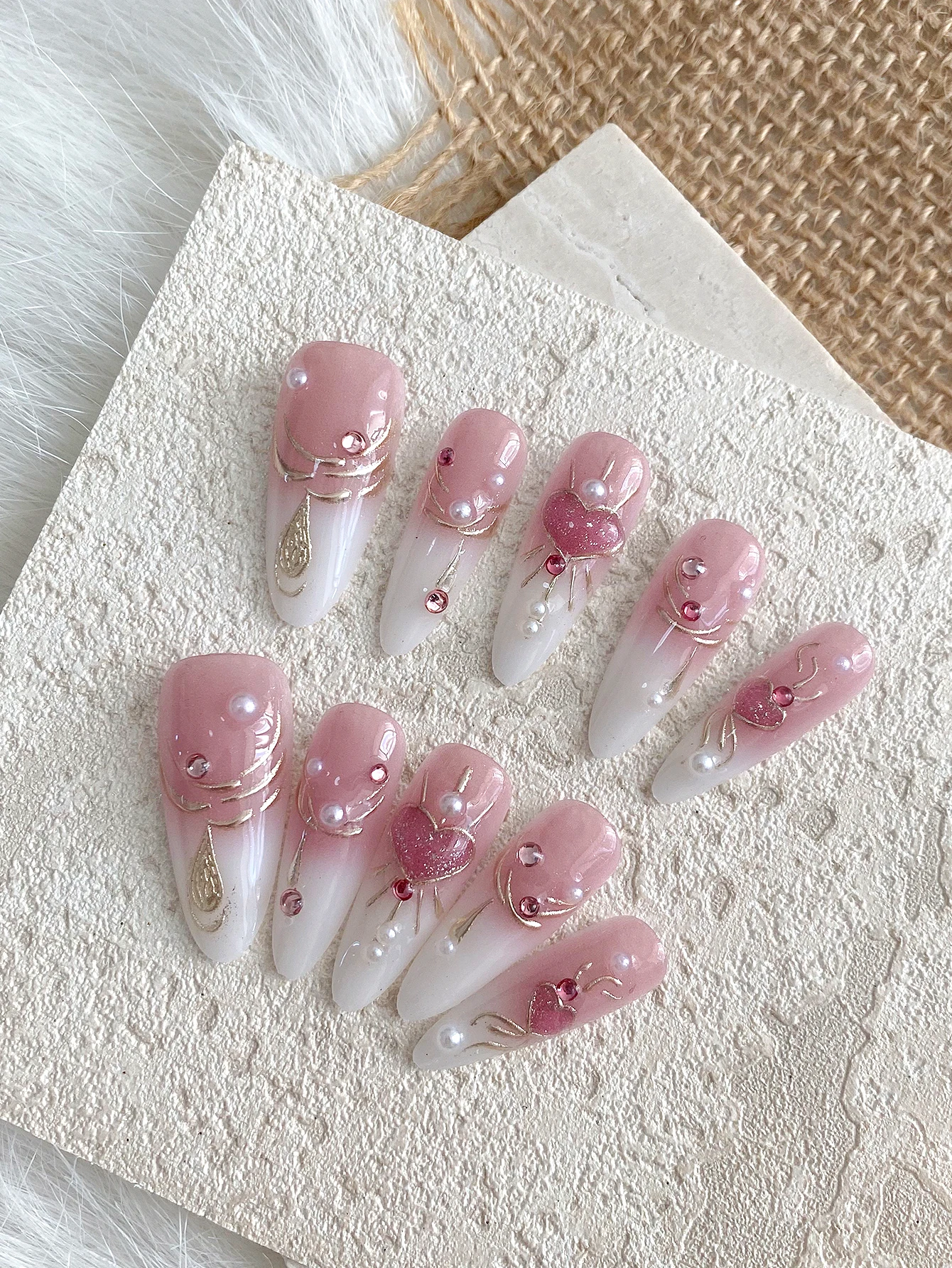 10 Pieces of Glittery Heart-Shaped Gold Lines Pearl Powder Zircon Long Almond-Shaped Bridesmaid Gentle Semi-Handmade Nail Art Stickers - view 2