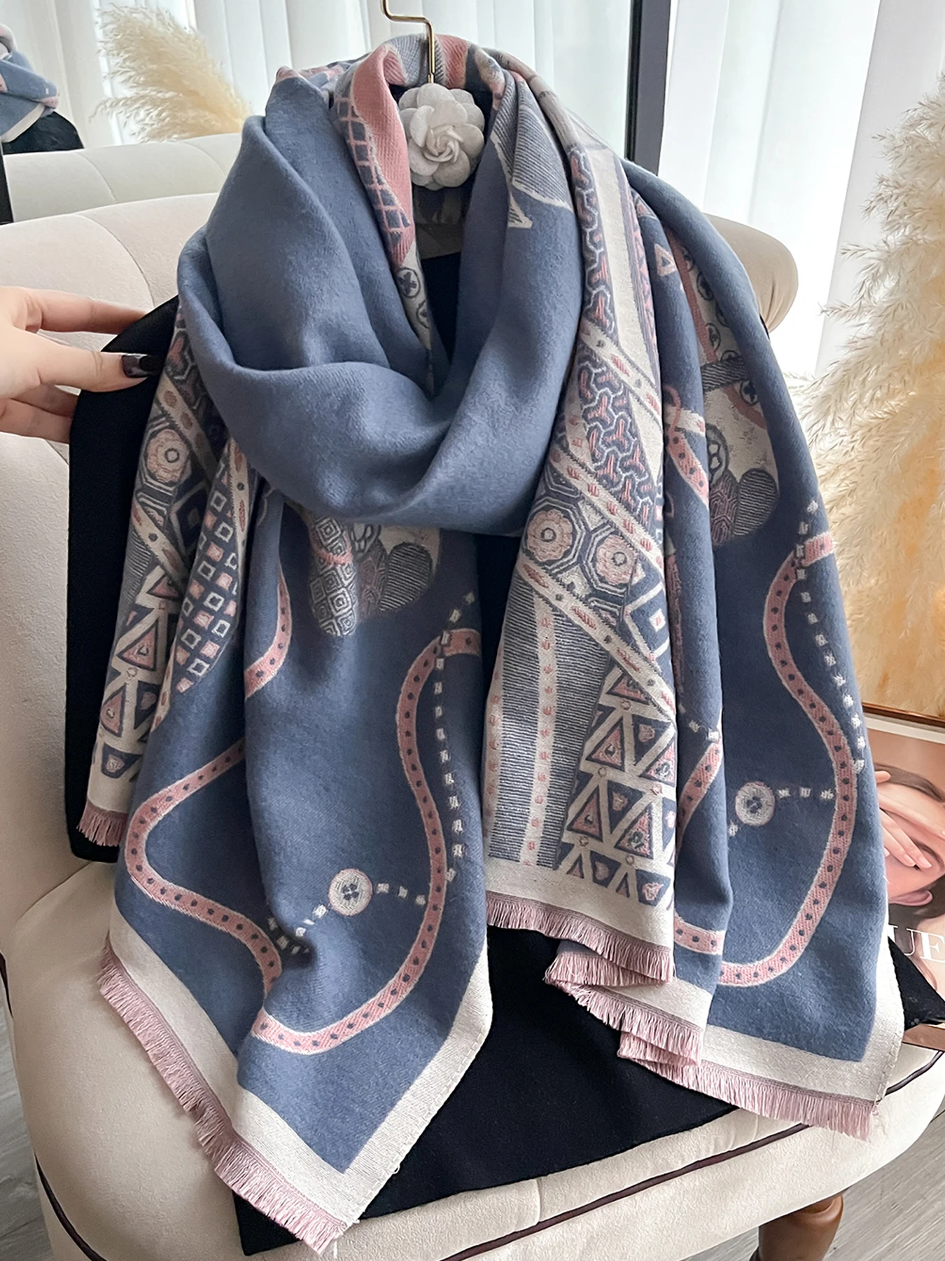 Eleganter Pashmina-Schal mit Pferdemuster für Damen, luxuriöser Kaschmir-Schal, dick, warm, Herbst- und Winterdecke, Stola, langes Design – Detail 6