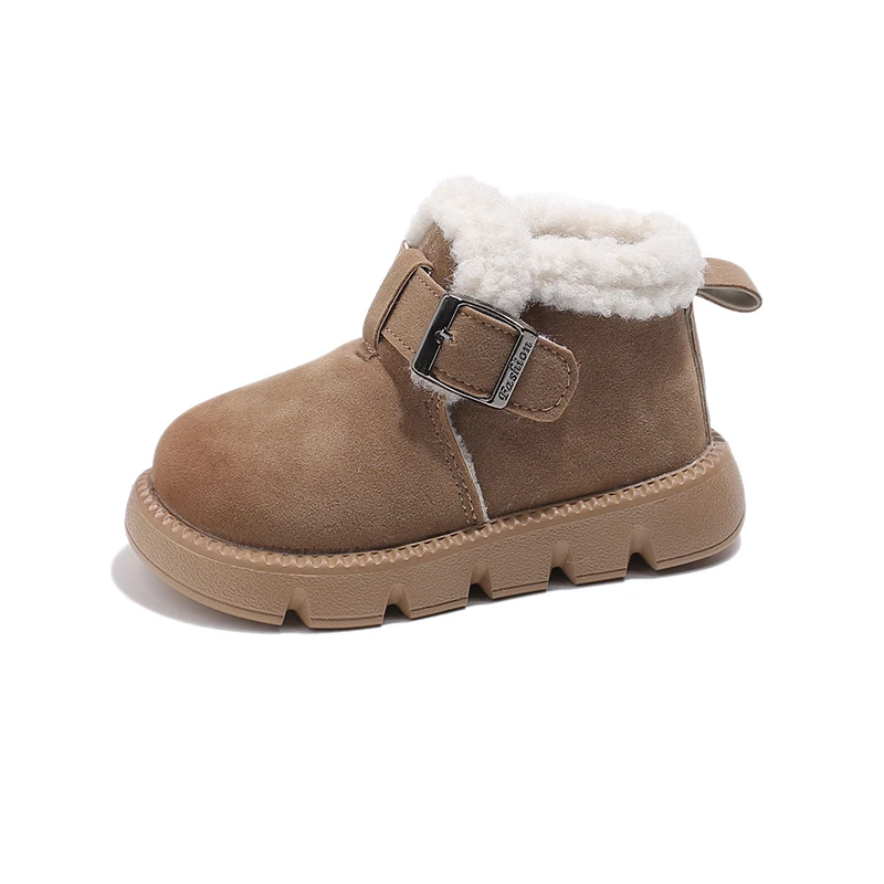 Botas cortas informales para niños y niñas, zapatos de cuero de felpa antideslizantes de fondo suave de estilo coreano a la moda, novedad de invierno de 2024