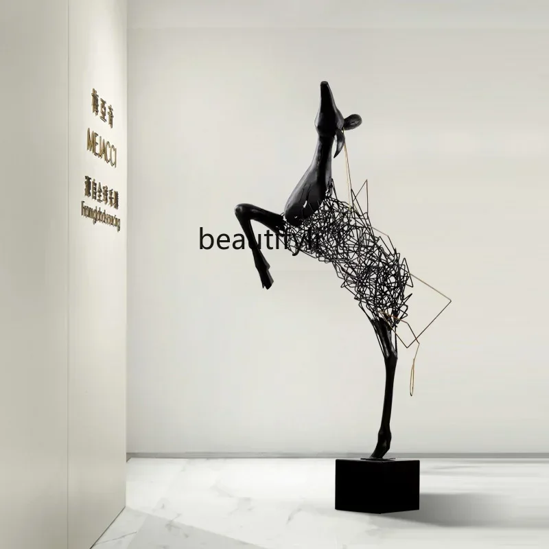 zq Sculpture Art Deer Hotel Club Sales Office Exhibition Hall Lobby Aisle Abstract Animal Floor Ornaments