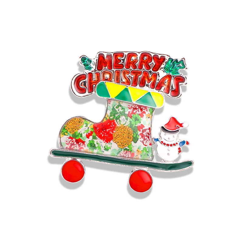 New Year Enamel Santa Flamingo Christmas Tree Snowman Brooch Pins Women Christmas Cartoon Wreath Brooch Fashion Jewelry Gift