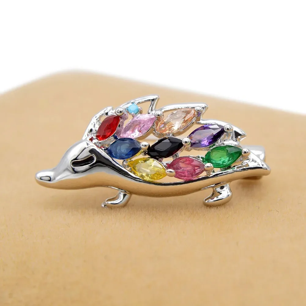 CINDY XIANG New Arrival Zirconia Hedgehog Collar Pin For Women And Men Unisex Fashion Copper Brooch Animal Design Kids Gift