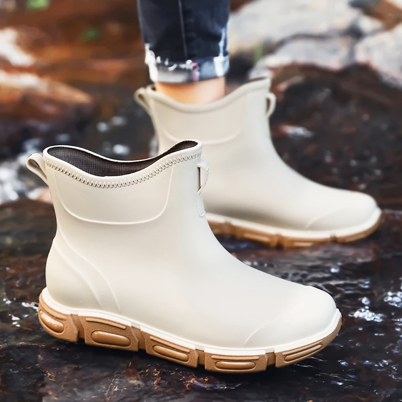 Men's Simple Mid-Short Rain Boots, Fashionable Thick-Soled Non-Slip Waterproof Commuter Fishing Outdoor Rain Shoes