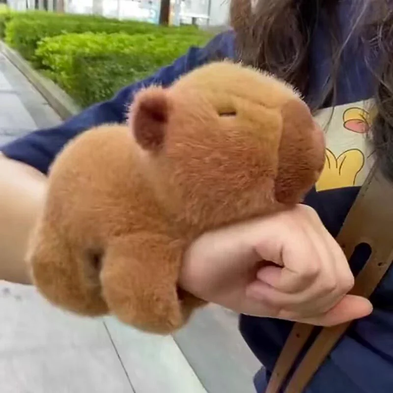 

Bracelet Wrist Lying Down Doll Capybara Doll Snap Ring Cute Plush Toy Ugly Cute Doll for home and professional use