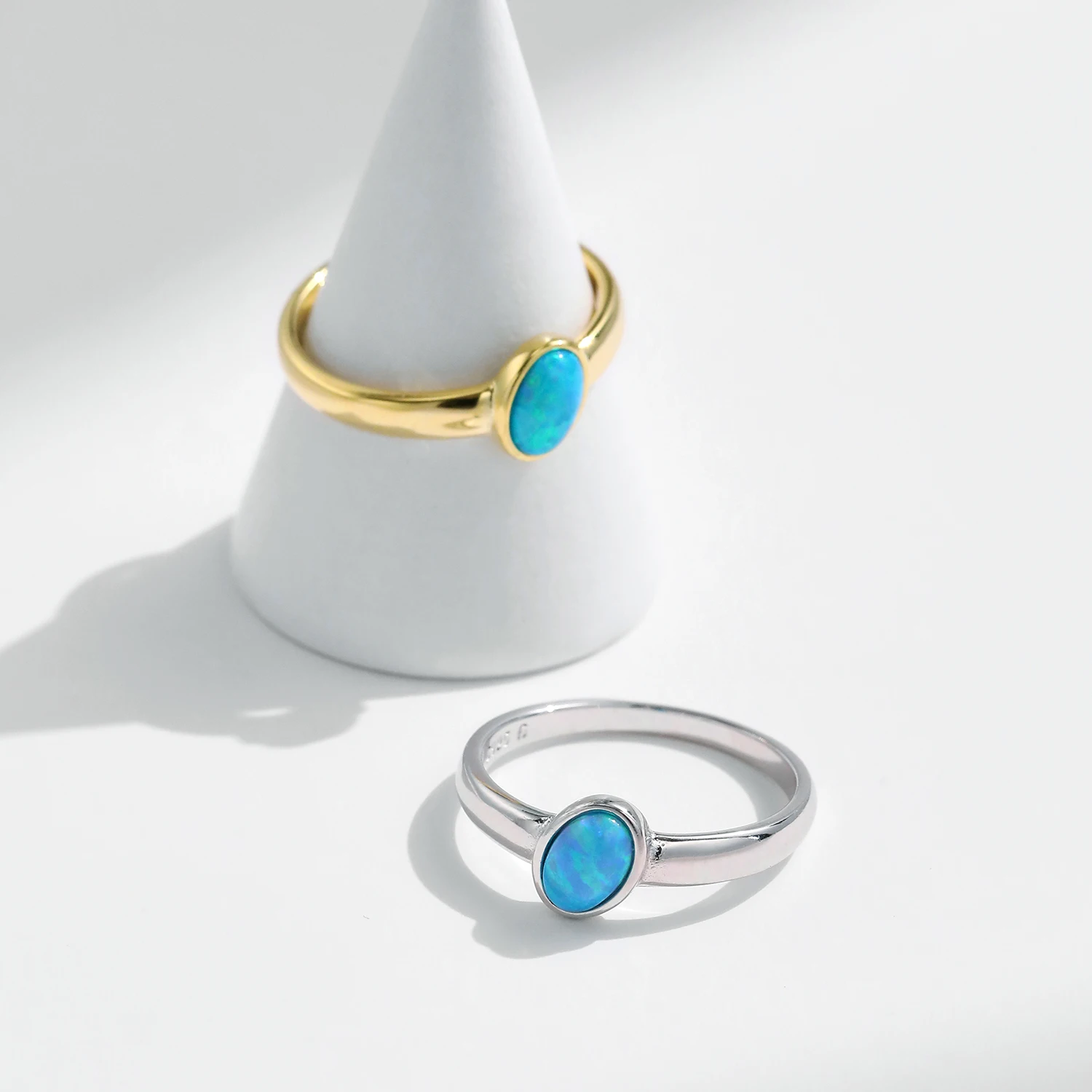 MODIAN 925 Sterling Silver Irregular Oval Opal Charming Finger Ring Platinum Plated Vintage Rings For Women Silver Jewelry Gift