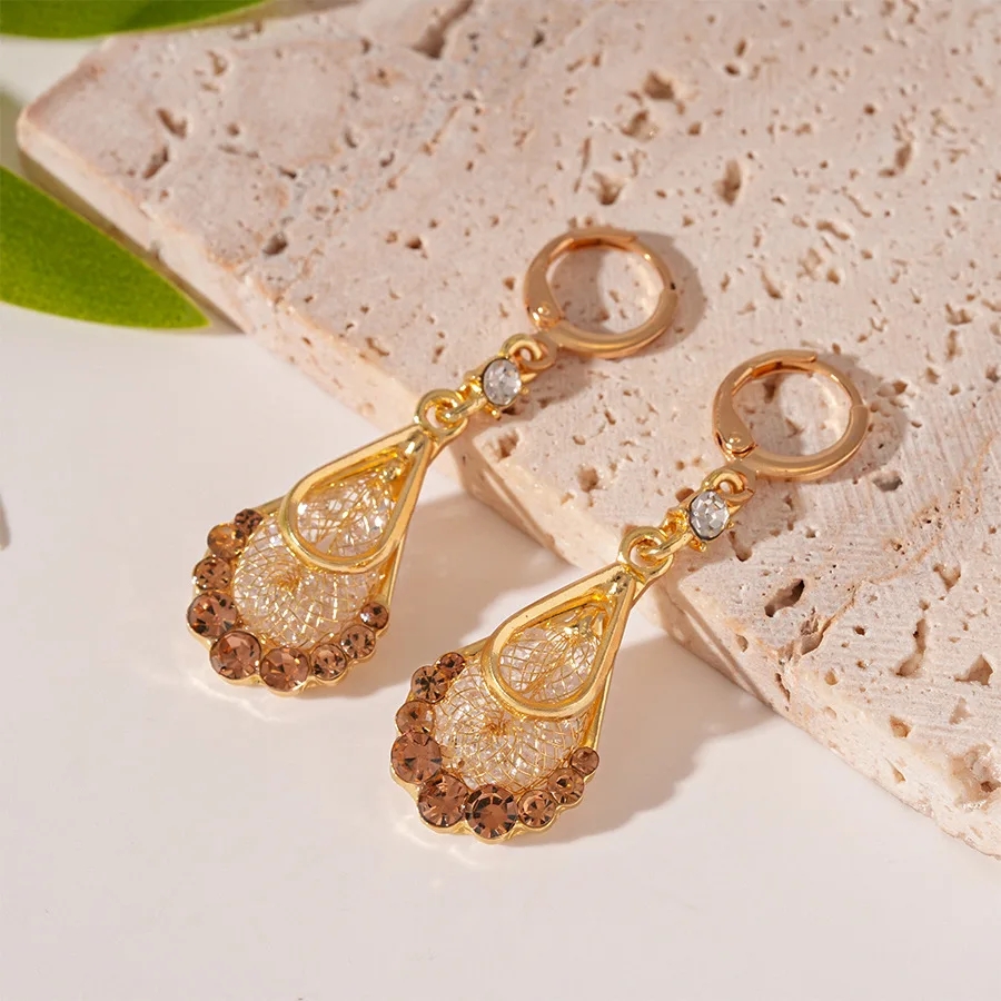 A Pair Purple Water Drop Crystal Long Tassel Earrings for Women Fashion Light Luxury Pendant Earrings Wedding Party Jewelry Gift