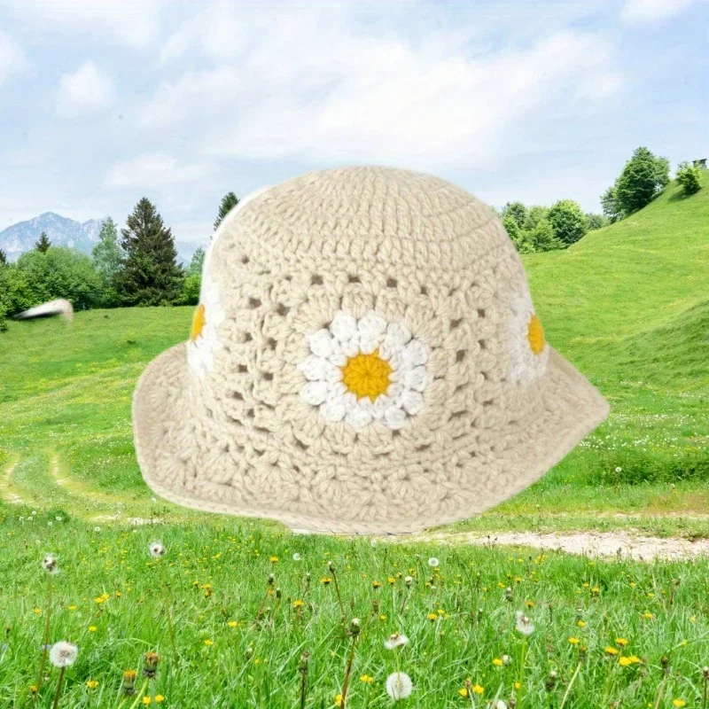 

Hand Crochet Daisy Bucket Hat Bohemian Style Sun Protection Breathable for Women Girls Beach Vacation Outdoor Headwear
