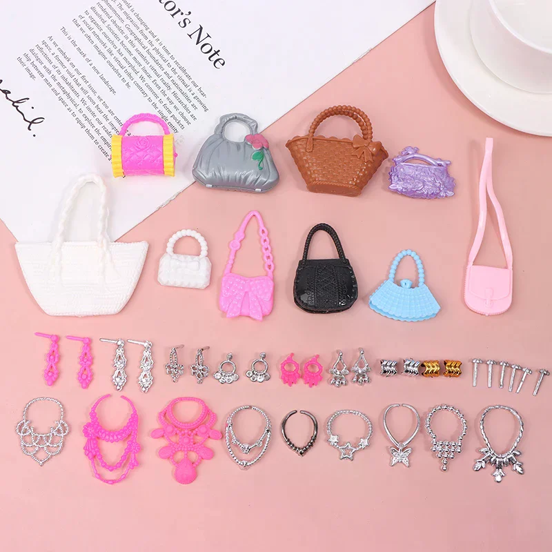 Ensemble de poupée princesse de 11 pouces avec couronne, collier, bracelets et boucles d'oreilles électro-plaqués