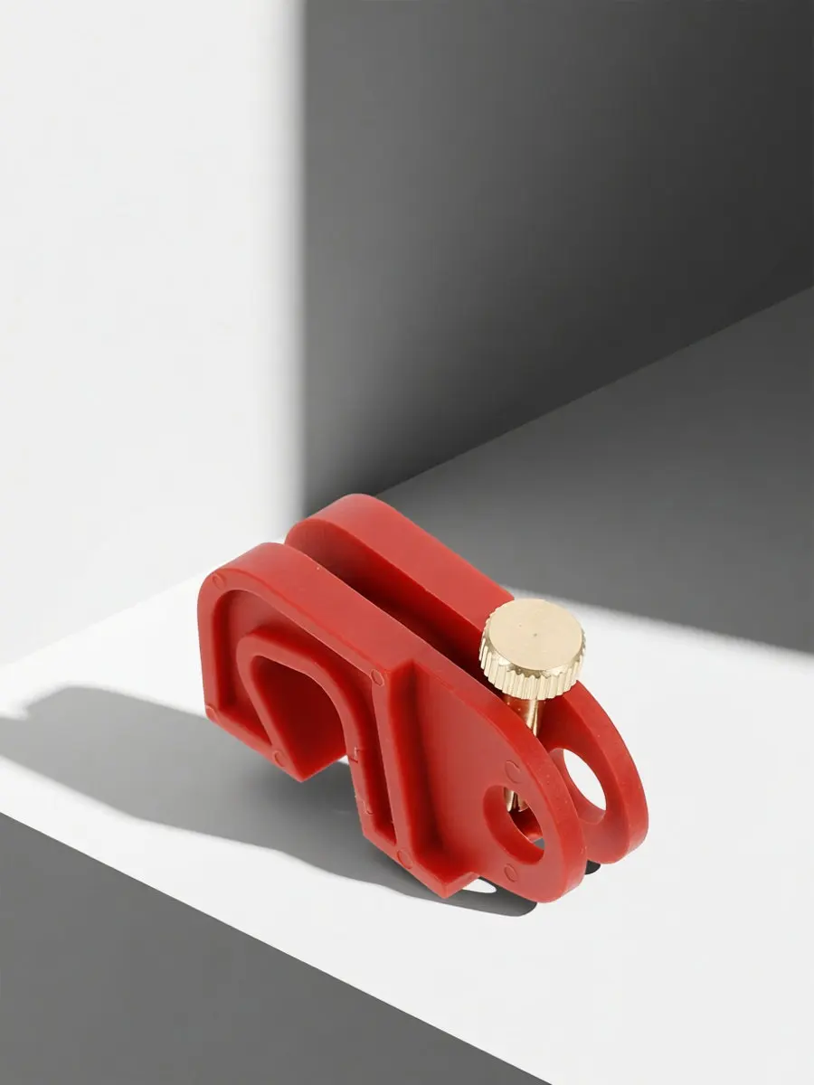 Circuit Breaker Lockout Safety Buckle Premium Pa Nylon Durable Quick Operation Miniature Pin-Out Locking Buckle Circuit