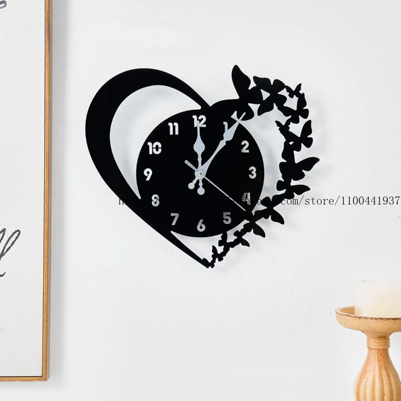 Heart-Shaped Black Butterfly Wreath Wall Clock Silent Acrylic Creative Living Room And Dining Room Clock