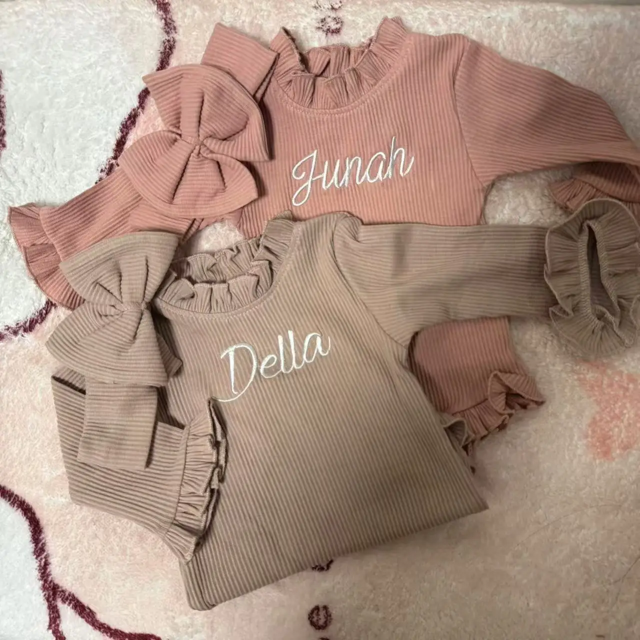 

Personalized embroidery girl soft cotton long sleeved jumpsuit sweet set, customized beautiful newborn name clothing gift bag