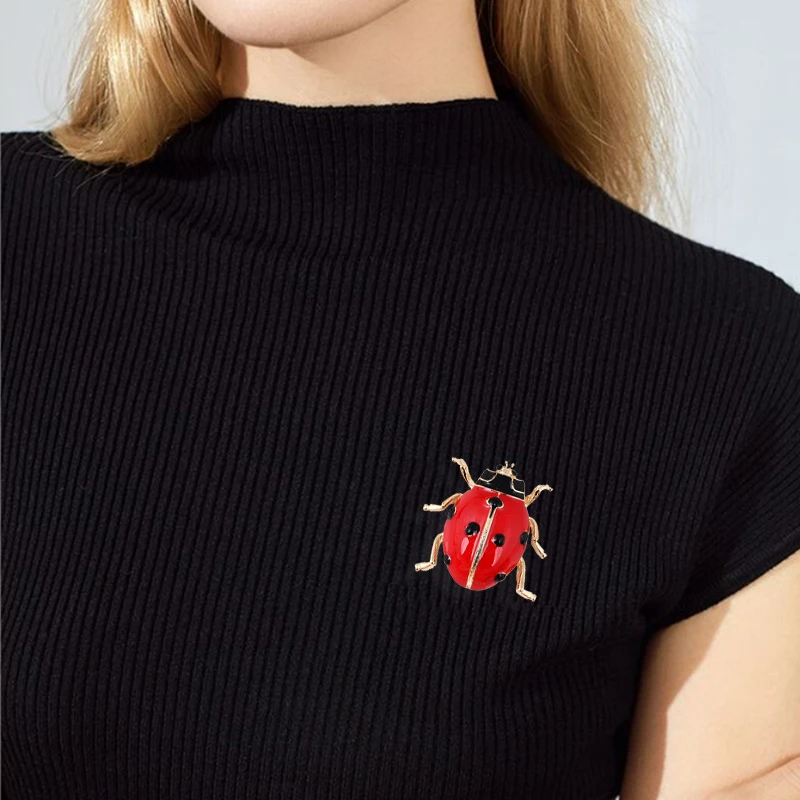 Fashion Enamel Red Ladybug  Brooches Beetle Pin Scarf Corsage Jewelry Gift