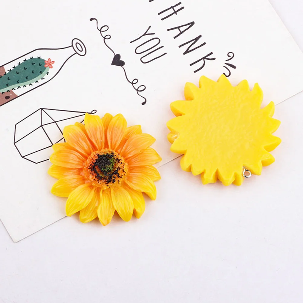10Pcs Cartoon Sunflower Pendants Exquisite Workmanship Multiple Occasions Keychain Bag Purse Backpack DIY Handmade Jewelry