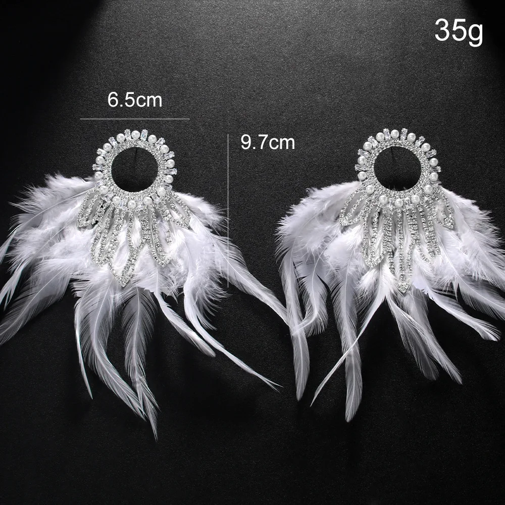 New exaggerated feather earrings, high-end diamond-encrusted fringed earrings, catwalk accessories, women's earrings.