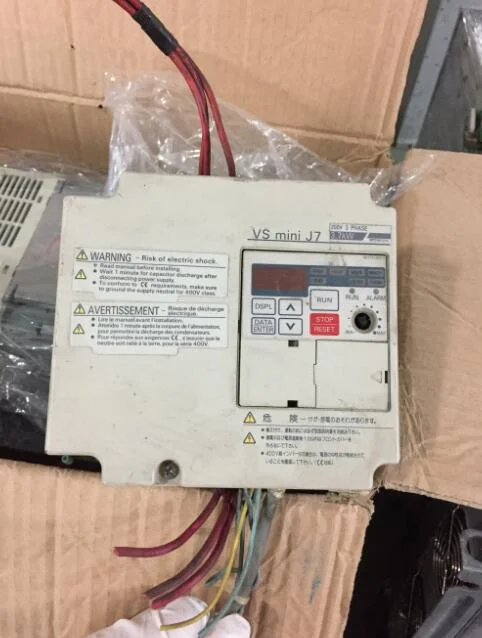 

Inverter CIMR-J7AA23P7 220V 3.7KW , Good Working one , , 3 months warranty , fastly shipping