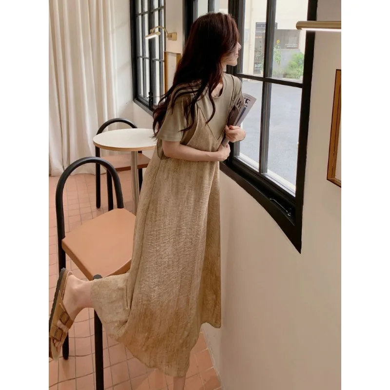 女性用フレンチスマッジドサスペンダードレス フェイクツーピース 年齢を軽減するミッドレングスTシャツ