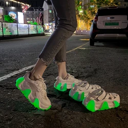 2022, damskie, oddychające trampki na platformie Luminous Cool Fashion Women Shoes Nightclub Party Focus Fluorescencyjne buty damskie