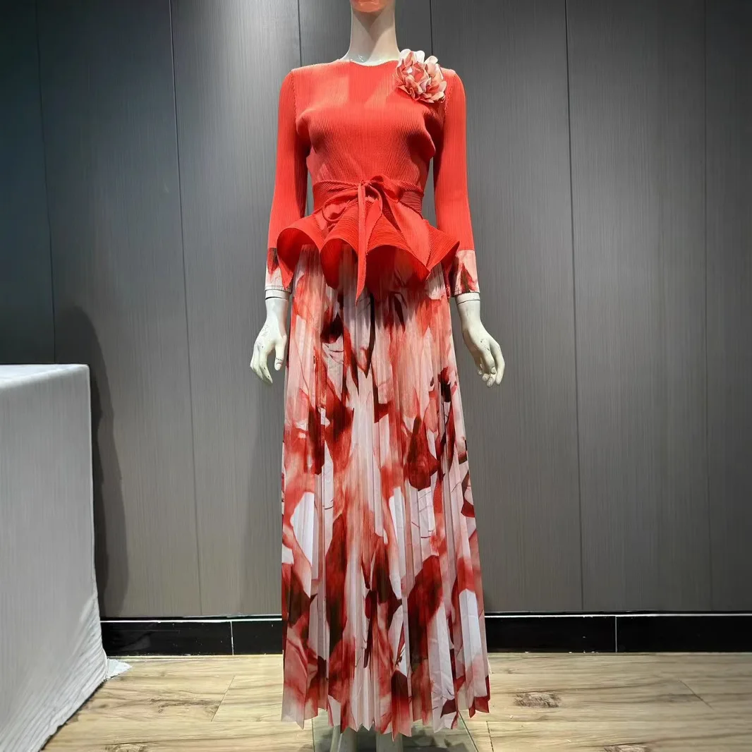 

Miyake Pleated Skirt Set 2025 Spring Summer New Loose Irregular Applique Printed Half-length Skirt Women's Skirt Set
