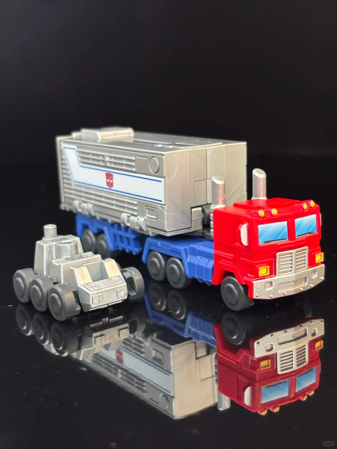 متوفر في المخزون Blokees Transformers Defender الإصدار 5 Galvatron Jetfire Optimus Prime نموذج تجميع ألعاب مزيج خاص #2