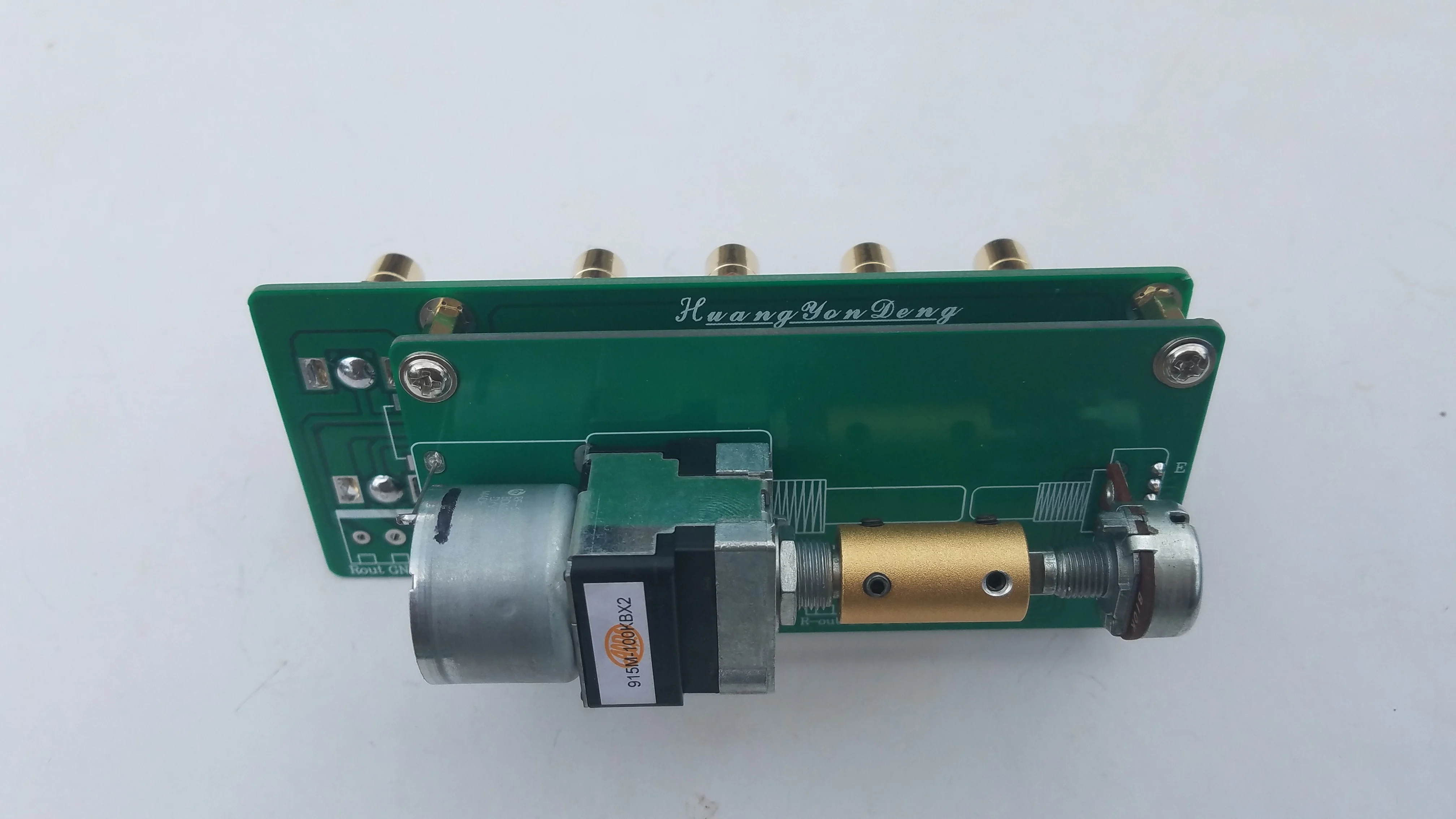 Reference Gao Wen Chassis ALPS Motorized Potentiometer RK168 Type Remote Control Volume Control Board with RCA Terminals