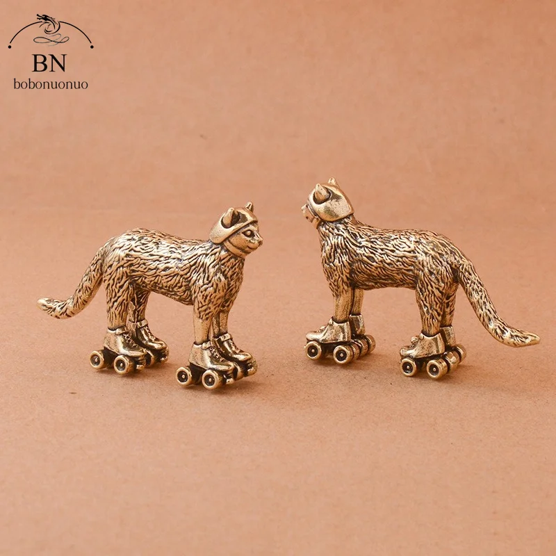 Copper Ski Cat Small Ornaments Solid Brass Antique Animal Sculpture Crafts Desk Tea Table Decoration Home Decor for Living Room