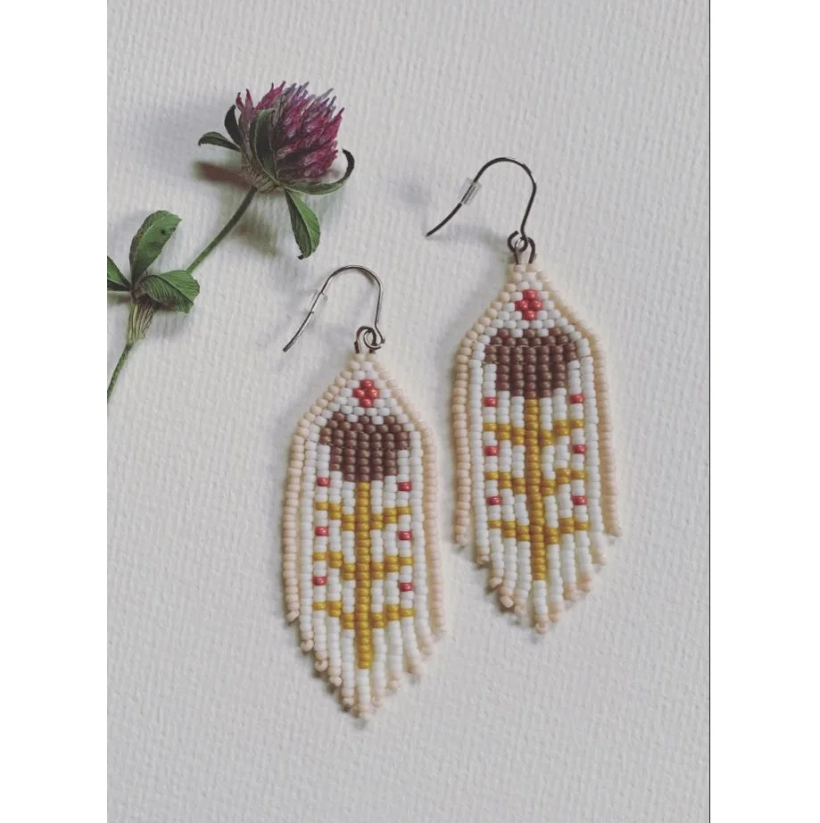 Rice bead earrings Tassels Hand weaving Flowers Geometry Bohemia Creativity Alloy Pattern Female Fashion Simple Beaded earrings