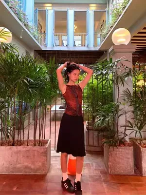 Weißer Spitzenbesatz mit niedriger Taille und f-Rock für Damen, Frühling und Sommer, reines Verlangen, sexy kleiner Knoten, Lotus-Le-Wickel-Mittelrock