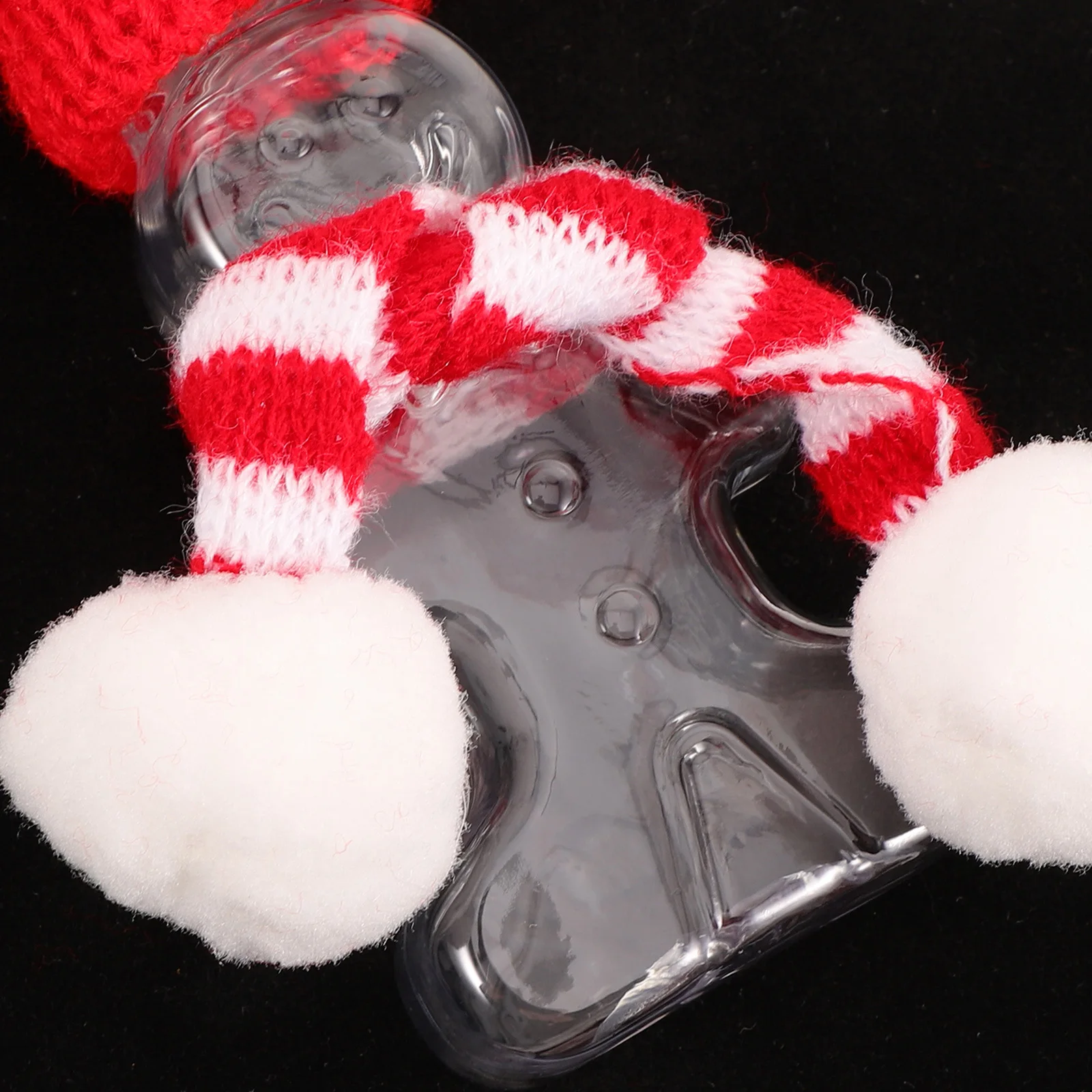 

5Pcs Christmas Beverage Bottles Candy Container Gingerbread Man Shape 50Ml Refillable Plastic Juice Bottles Leak Proof for Xmas