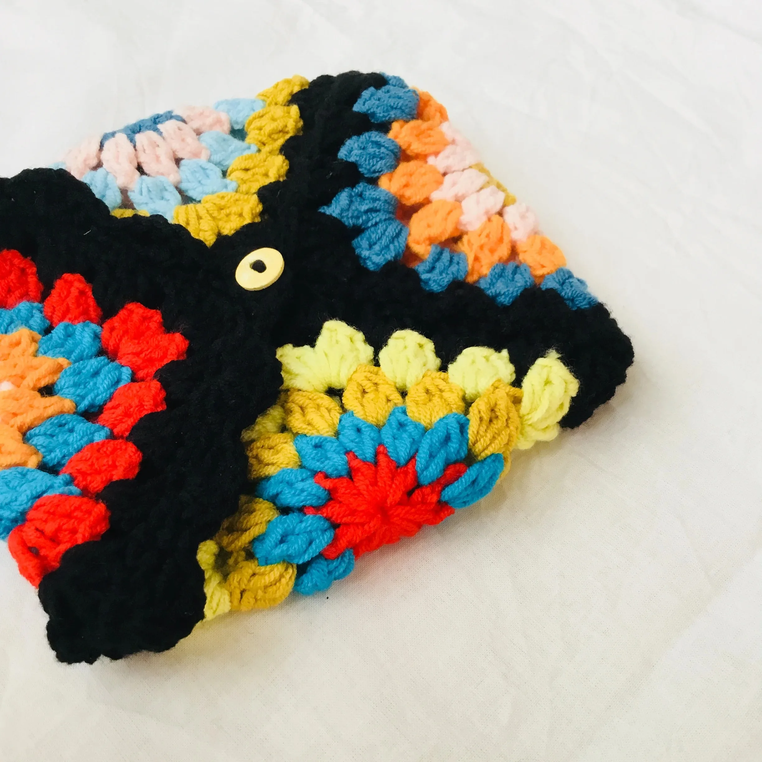 Original Black Crochet Purse for Women Colorful Flower Cute Wallet Check Makeup Bag Pouch Check Granny Square Handmade Handbags